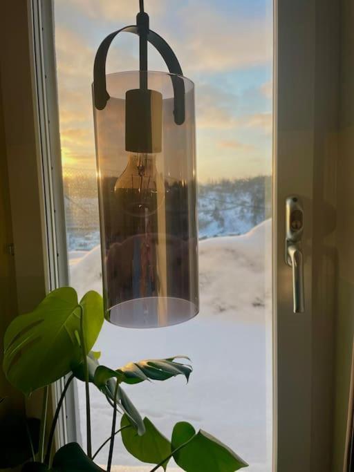 Newly Built Bright Apartment, Close To Everything If You Want To Visit Stockholm, You Will Find The Perfect Accommodation Here! Ferry Line 80 Makes It Very Convenient And Easy To Get To The City Center Nacka Dış mekan fotoğraf
